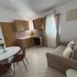 Lolo * Privlaka (Zadar)
