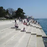 Διαμέρισμα Lolo *