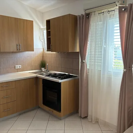 Lolo Apartmán Privlaka (Zadar)