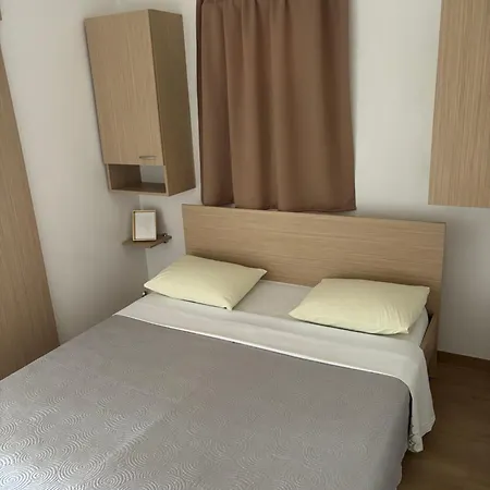 Lolo Privlaka (Zadar)